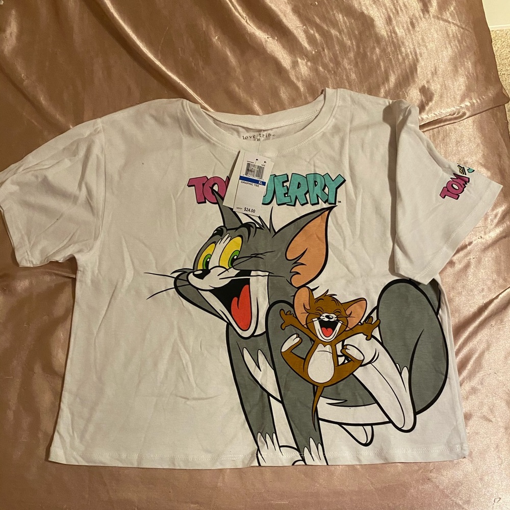 cropped tee
